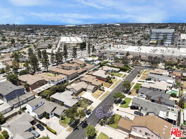 11703 Atkinson Avenue, Hawthorne, CA 90250