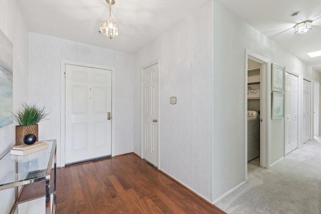 793 Elm Street 21, San Carlos, CA 94070