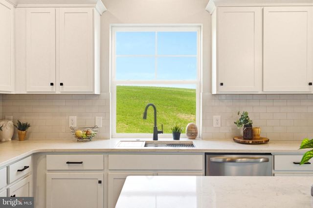 11717 ASHTON RD, Clear Spring, MD 21722
