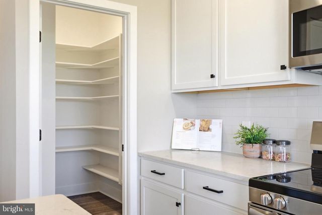 11717 ASHTON RD, Clear Spring, MD 21722