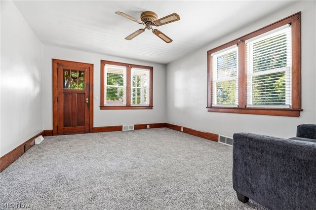 4645 Kendal Street SW, Canton, OH 44706
