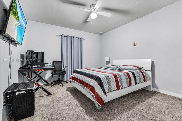 500 NW 5 th ST, Cape Coral, FL 33993