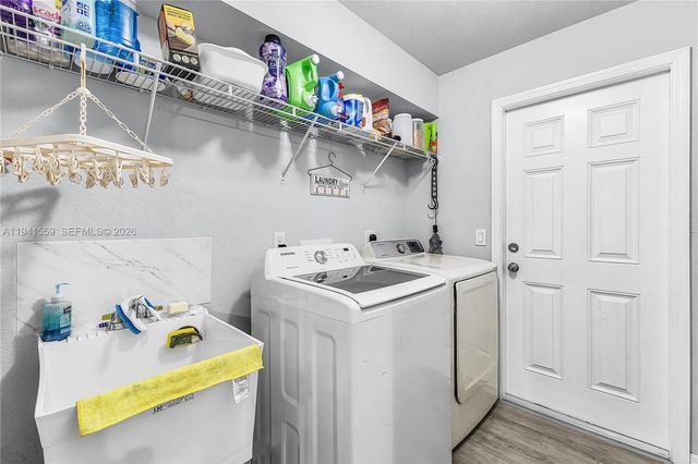 500 NW 5 th ST, Cape Coral, FL 33993