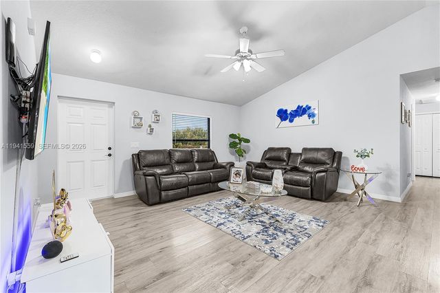 500 NW 5 th ST, Cape Coral, FL 33993