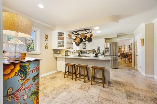 1810 Elmhurst Avenue, Nichols Hills, OK 73120