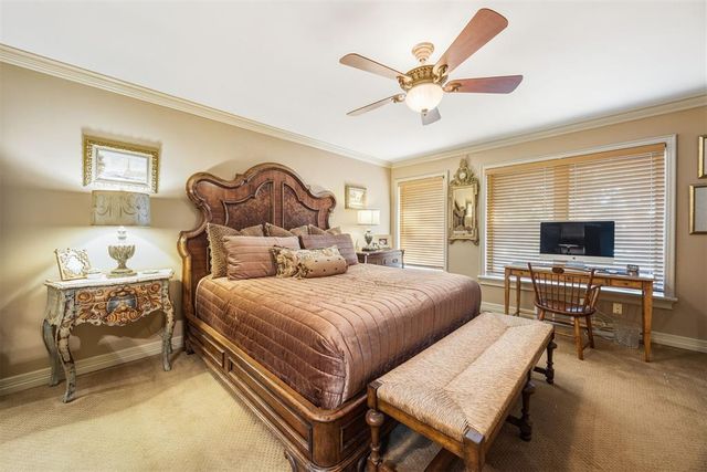 1810 Elmhurst Avenue, Nichols Hills, OK 73120