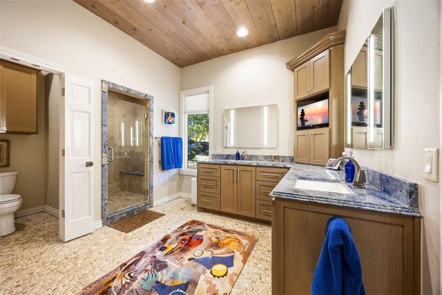 1810 Elmhurst Avenue, Nichols Hills, OK 73120