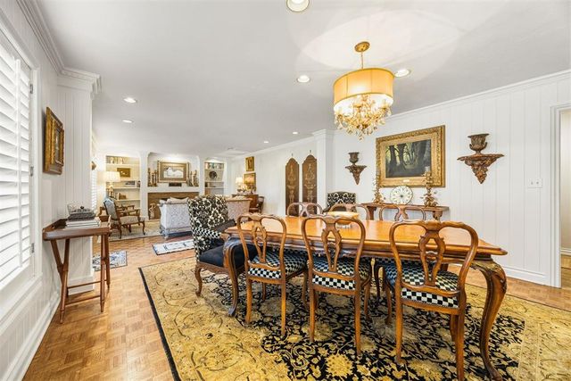 1810 Elmhurst Avenue, Nichols Hills, OK 73120