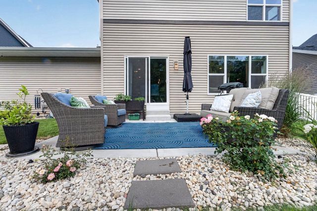 1264 Twisted Branch Way, Sun Prairie, WI 53590