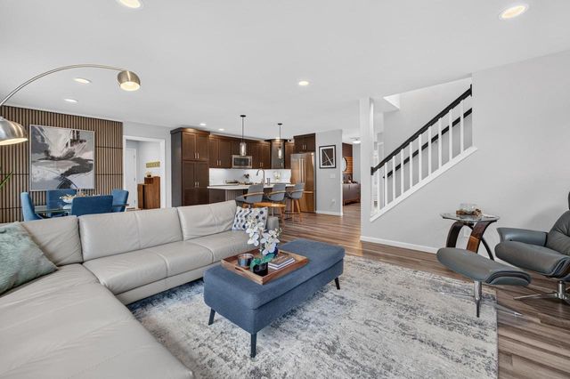 1264 Twisted Branch Way, Sun Prairie, WI 53590