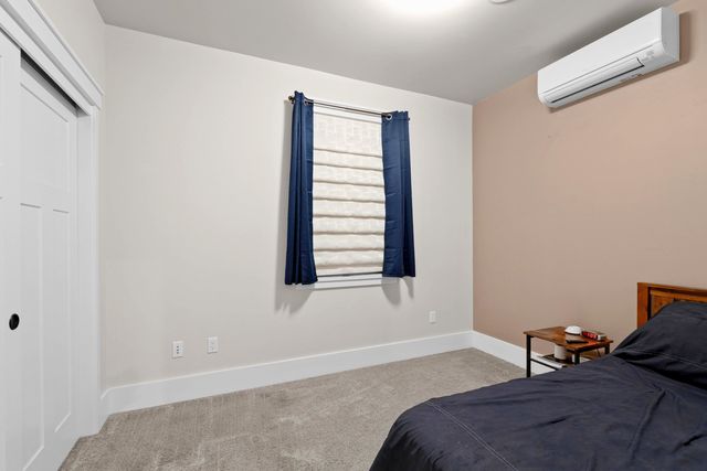 24499 E Pinnacle Ct, Liberty Lake, WA 99019