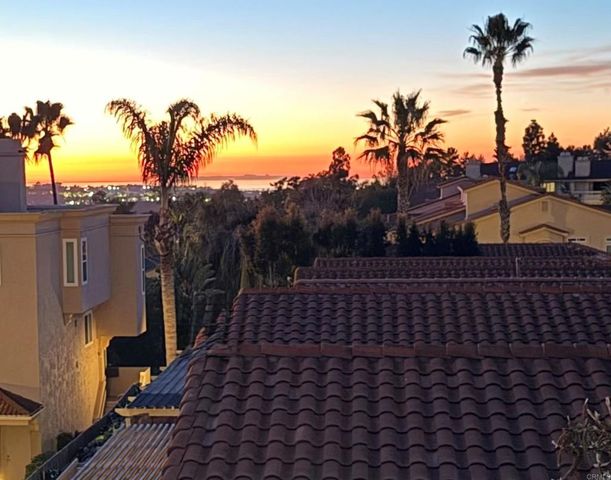 6669 Corte Maria, Carlsbad, CA 92009