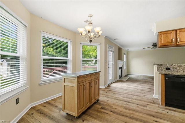 3 Nicole CT, Hampton, VA 23669