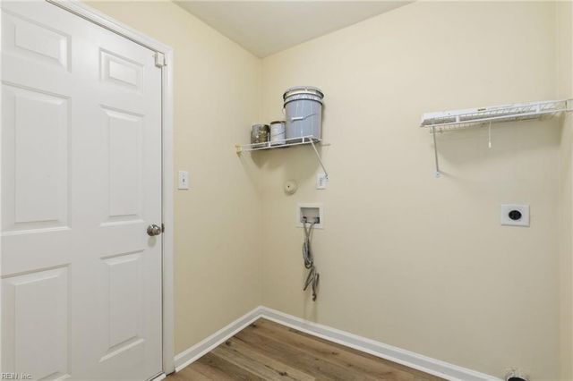 3 Nicole CT, Hampton, VA 23669