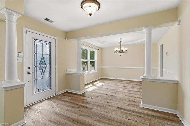 3 Nicole CT, Hampton, VA 23669