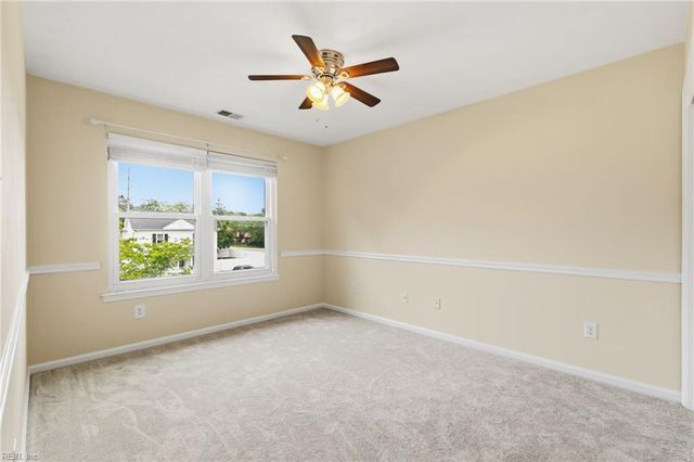 3 Nicole CT, Hampton, VA 23669
