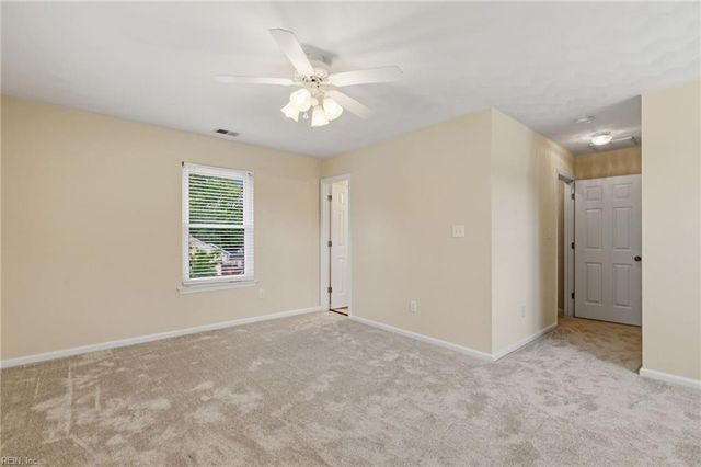 3 Nicole CT, Hampton, VA 23669