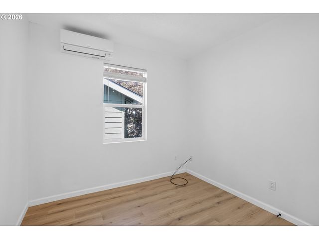 211 ETHEL St, Oregon City, OR 97045