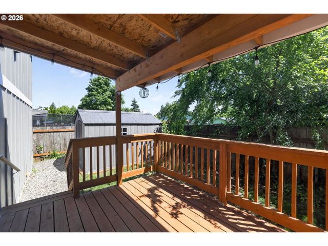 211 ETHEL St, Oregon City, OR 97045