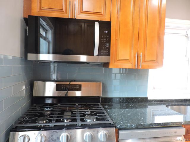 47 Hillside Avenue, Freeport, NY 11520