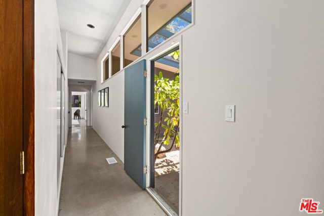 1234 Woodland Drive, Santa Paula, CA 93060