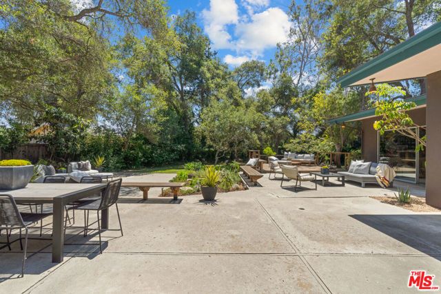 1234 Woodland Drive, Santa Paula, CA 93060