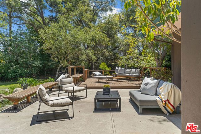 1234 Woodland Drive, Santa Paula, CA 93060