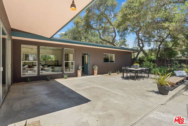 1234 Woodland Drive, Santa Paula, CA 93060