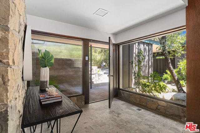 1234 Woodland Drive, Santa Paula, CA 93060