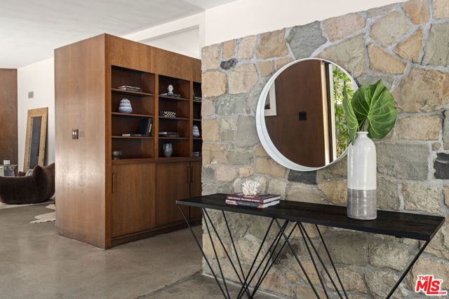 1234 Woodland Drive, Santa Paula, CA 93060