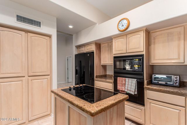 27422 N MONTANA Drive, Rio Verde, AZ 85263