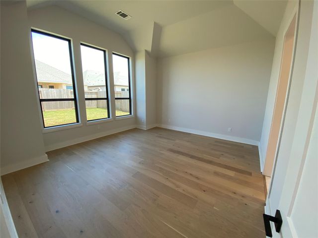 12127 Lake View Boulevard, Mont Belvieu, TX 77523