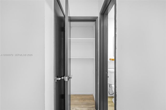 717 Espanola Way 110, Miami Beach, FL 33139