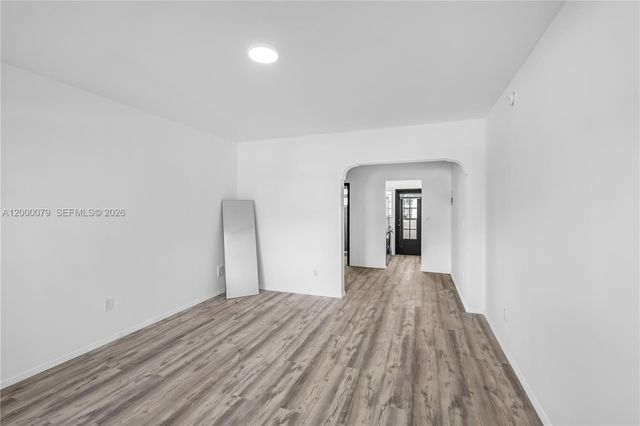 717 Espanola Way 110, Miami Beach, FL 33139