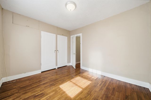 806 N Terrace Dr, Wichita, KS 67208