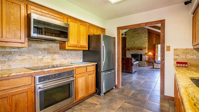 1330 County Road 306, Rainbow, TX 76077