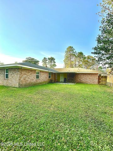 338 Venetian Way, Hattiesburg, MS 39401