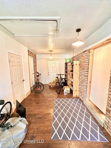 338 Venetian Way, Hattiesburg, MS 39401