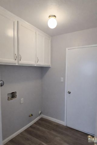 7507 Cross Glade Street, Bakersfield, CA 93307