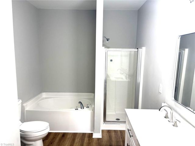 10 Red Brush Court, Mcleansville, NC 27301