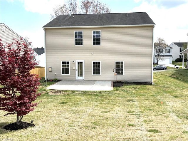 10 Red Brush Court, Mcleansville, NC 27301