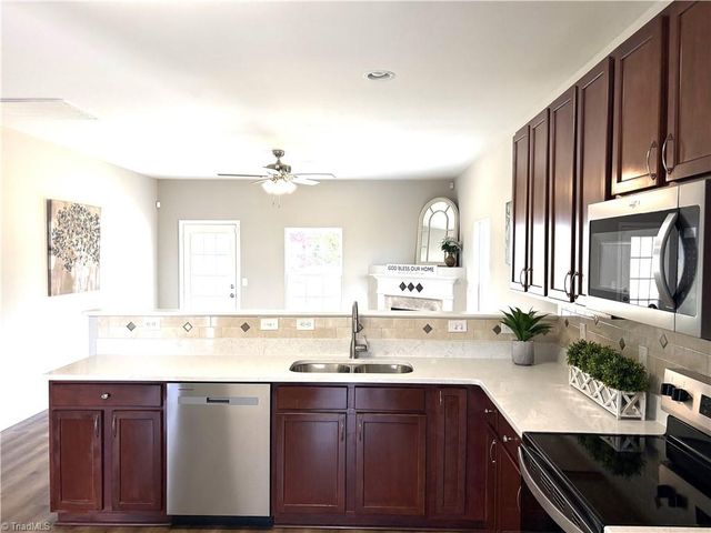 10 Red Brush Court, Mcleansville, NC 27301