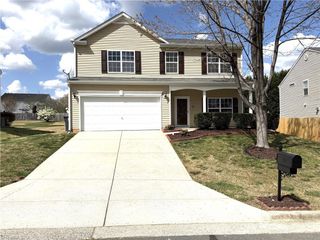 10 Red Brush Court, Mcleansville, NC 27301