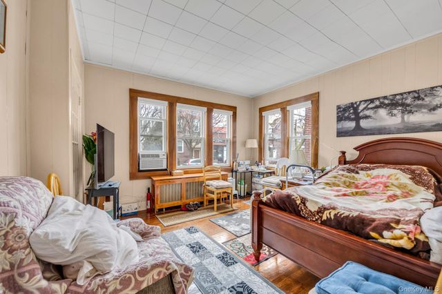 1730 Colden Avenue, Bronx, NY 10462