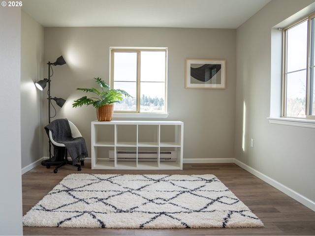 318 Ne ROBERTS Ave 308, Gresham, OR 97030