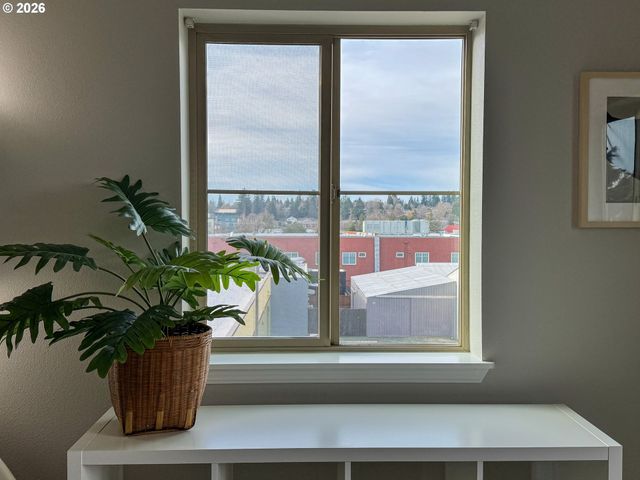 318 Ne ROBERTS Ave 308, Gresham, OR 97030