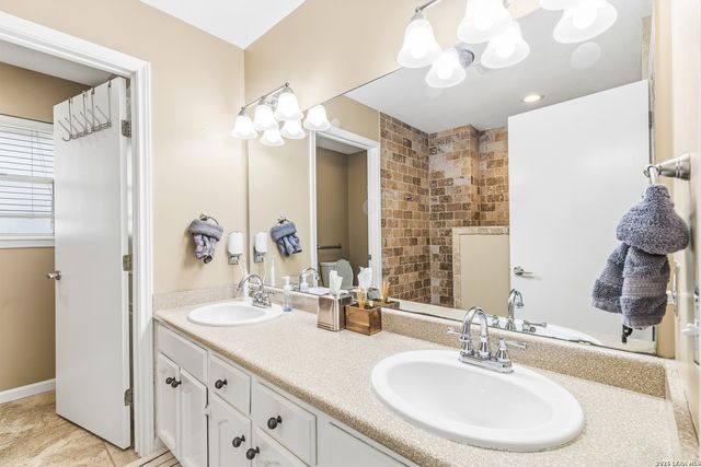 13119 HILL FOREST ST, San Antonio, TX 78230