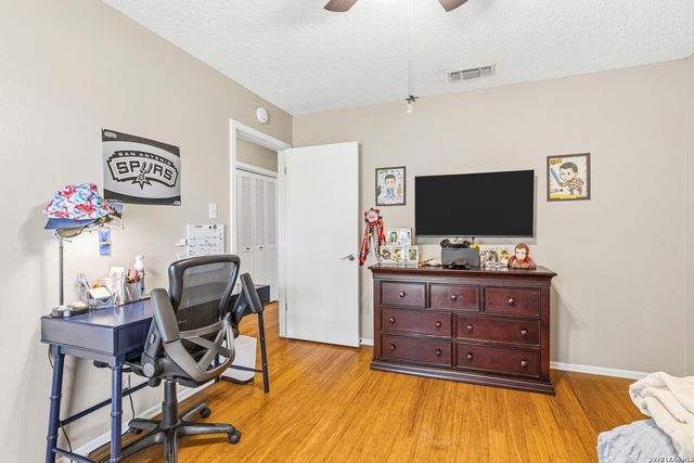 13119 HILL FOREST ST, San Antonio, TX 78230