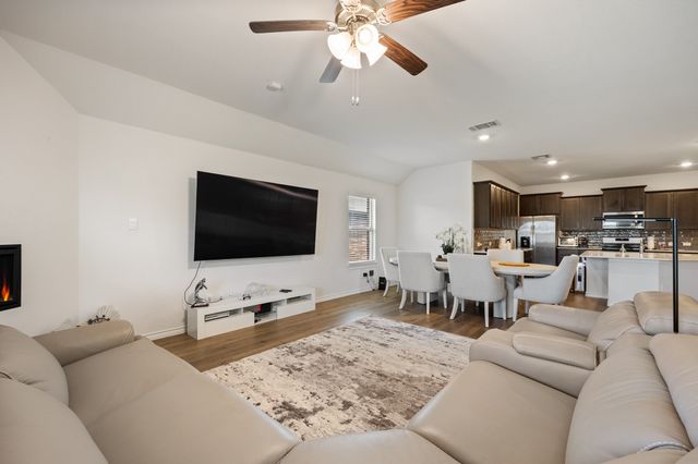 307 Warbler Way, Caddo Mills, TX 75135