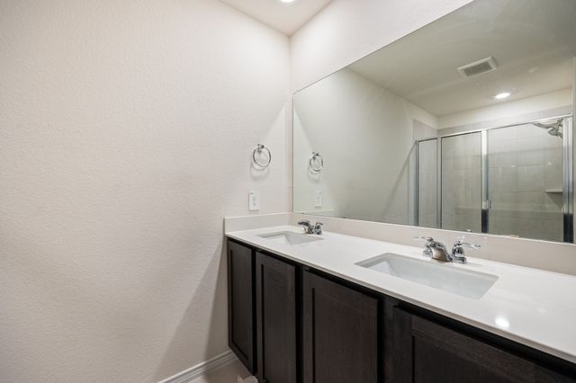 307 Warbler Way, Caddo Mills, TX 75135